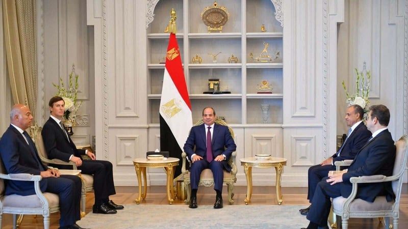 Egyptian President Abdel Fattah el-Sisi hosts talks on Middle East developments with U.S. envoy Jared Kushner. - Egyptian presidency
